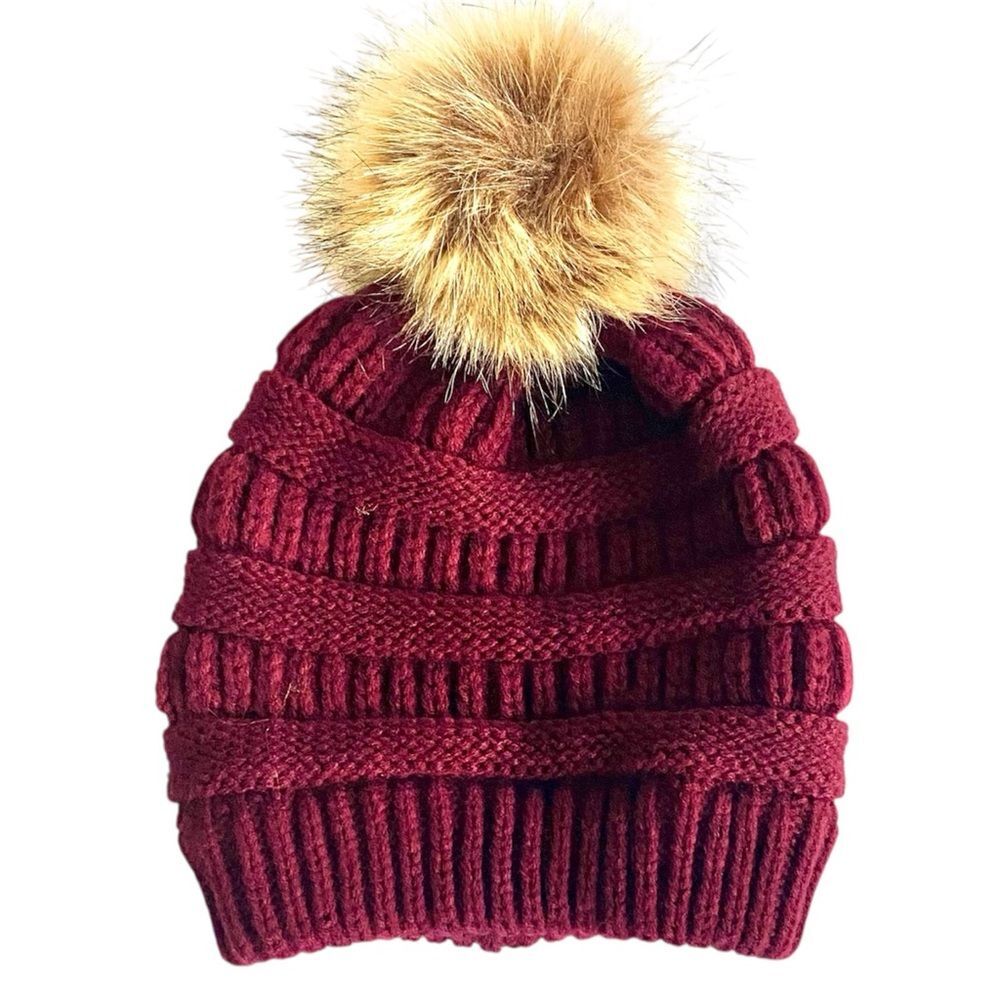 Knit Winter Hat Women’s Burgundy Beanie Tan Faux Fur Pom Pom New